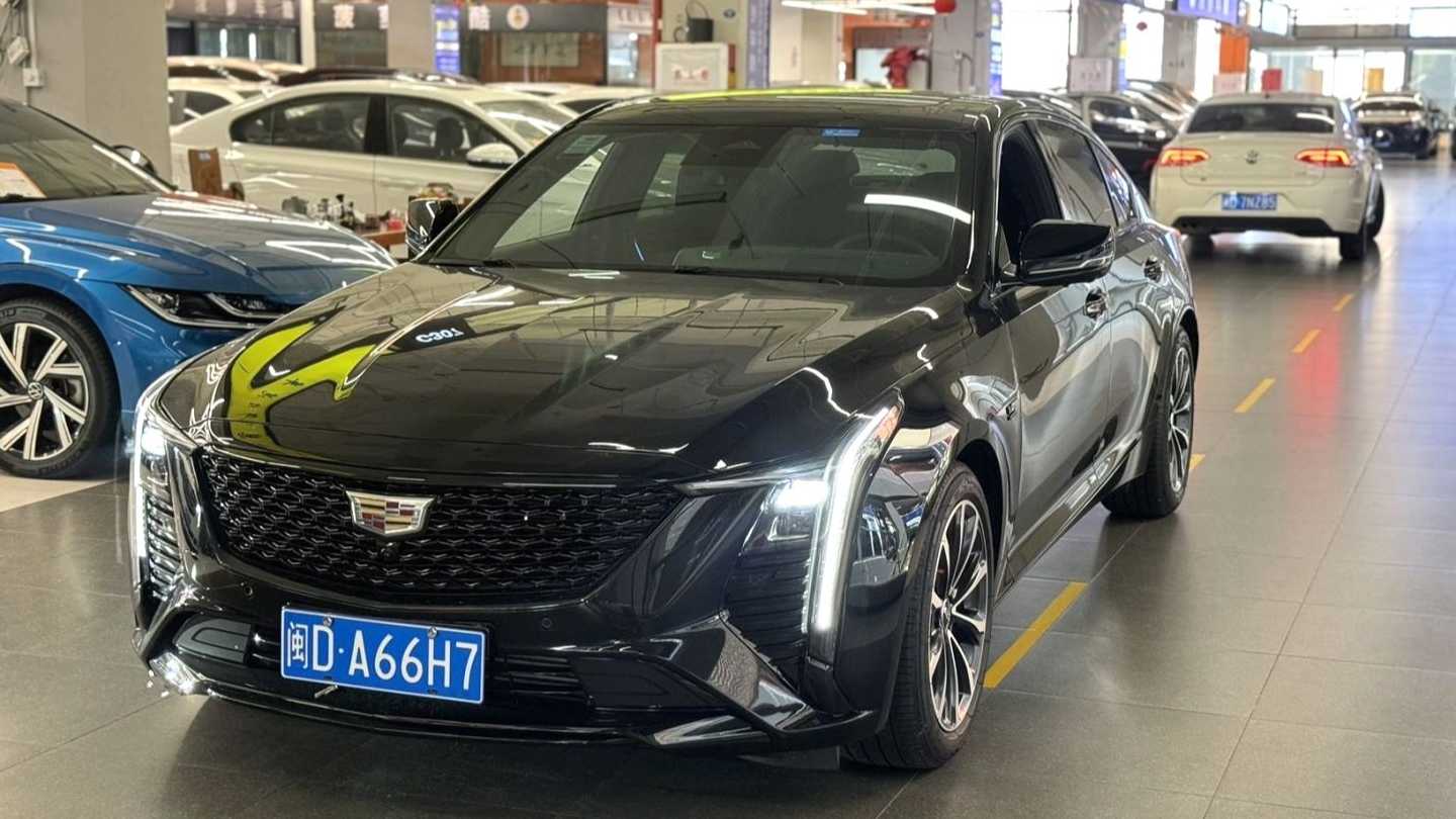 CADILLAC CT5 2025 28T City Sports Edition