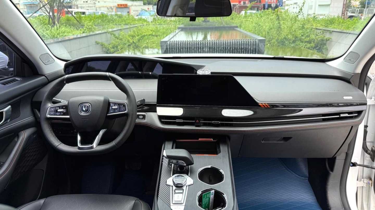 Changan UNI-K 2021 2.0T Luxury Model