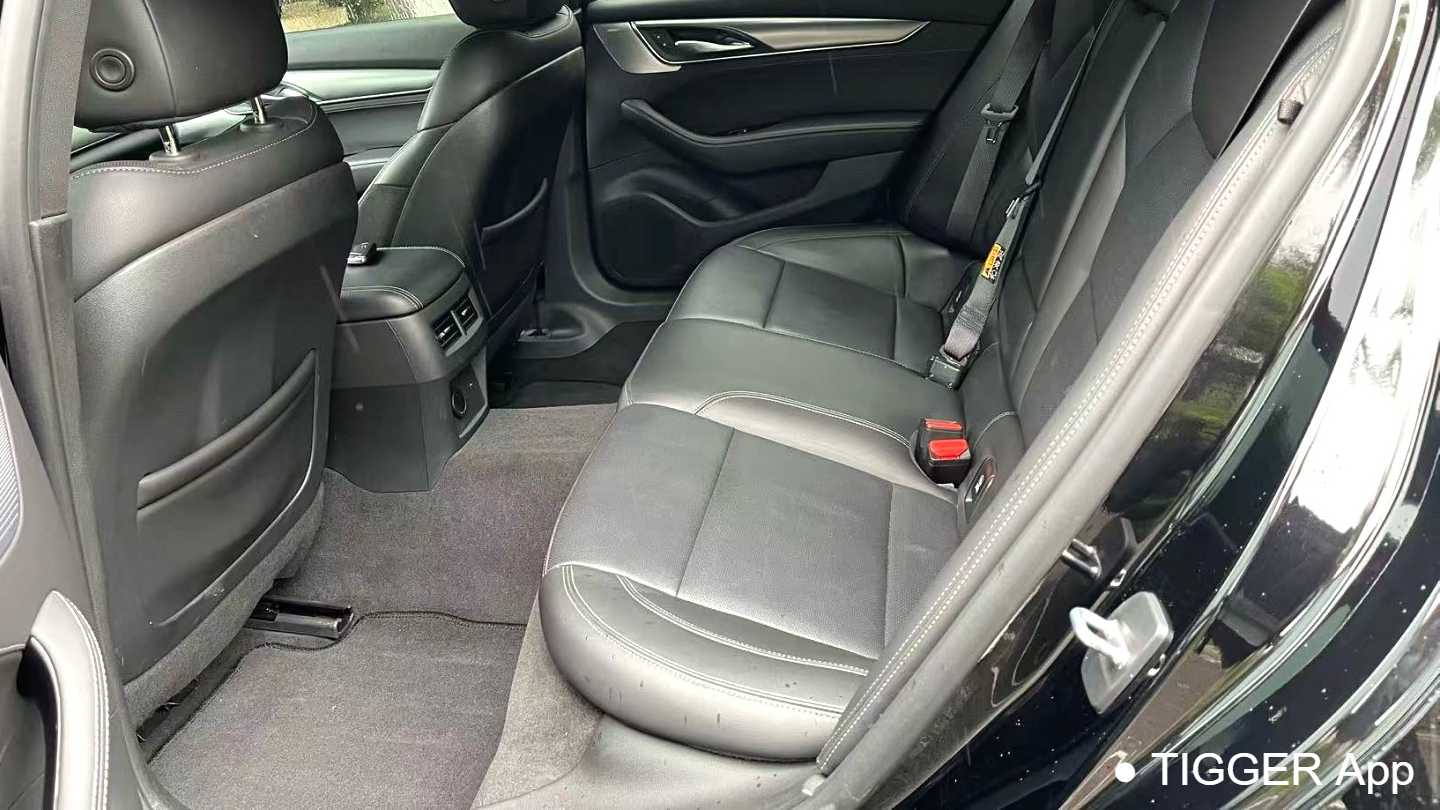 CADILLAC CT5 2023 28T Luxury (Standard Edition)