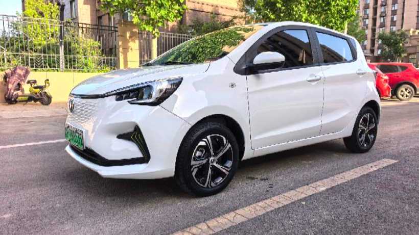 Changan Benben E-Star 2023 National version colorful lithium iron phosphate (31.95kWh)