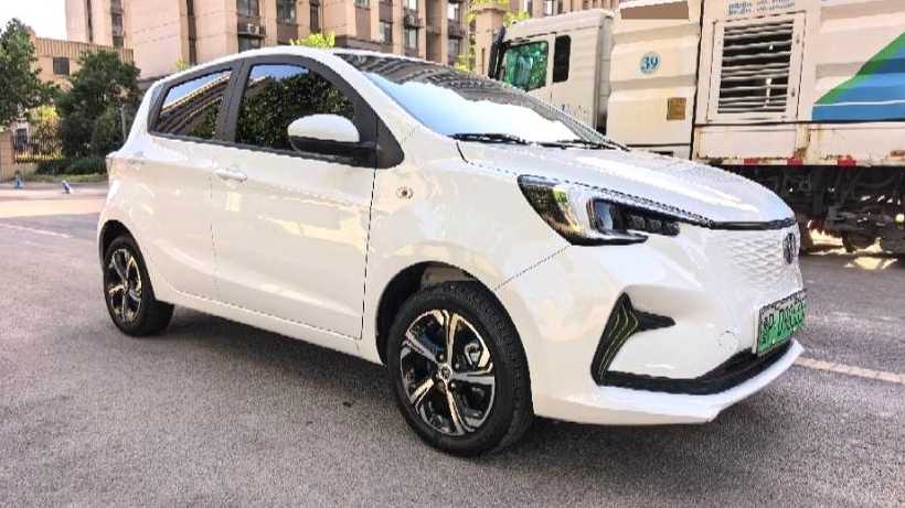 Changan Benben E-Star 2023 National version colorful lithium iron phosphate (31.95kWh)