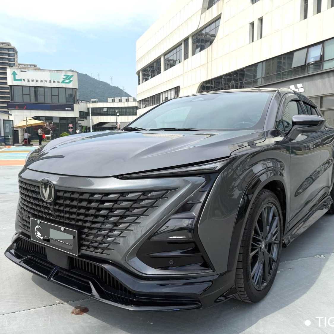 Changan UNI-T 2023 1.5T Sport Flagship Edition سيارة مستعملة