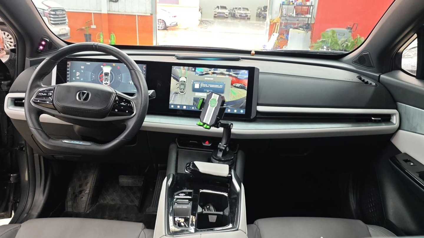 Changan UNI-T 2023 1.5T Prestige Model