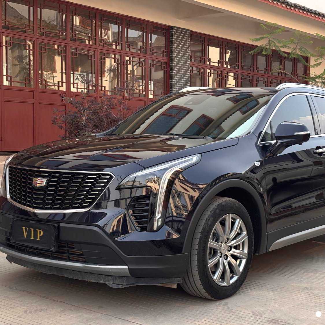 CADILLAC XT4 2022 28T two wheel drive luxury model Used Car