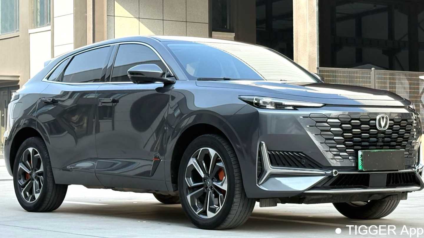 Changan UNI-K iDD‌ 2022 Intelligent iDD 130km 1.5T Excellence Model