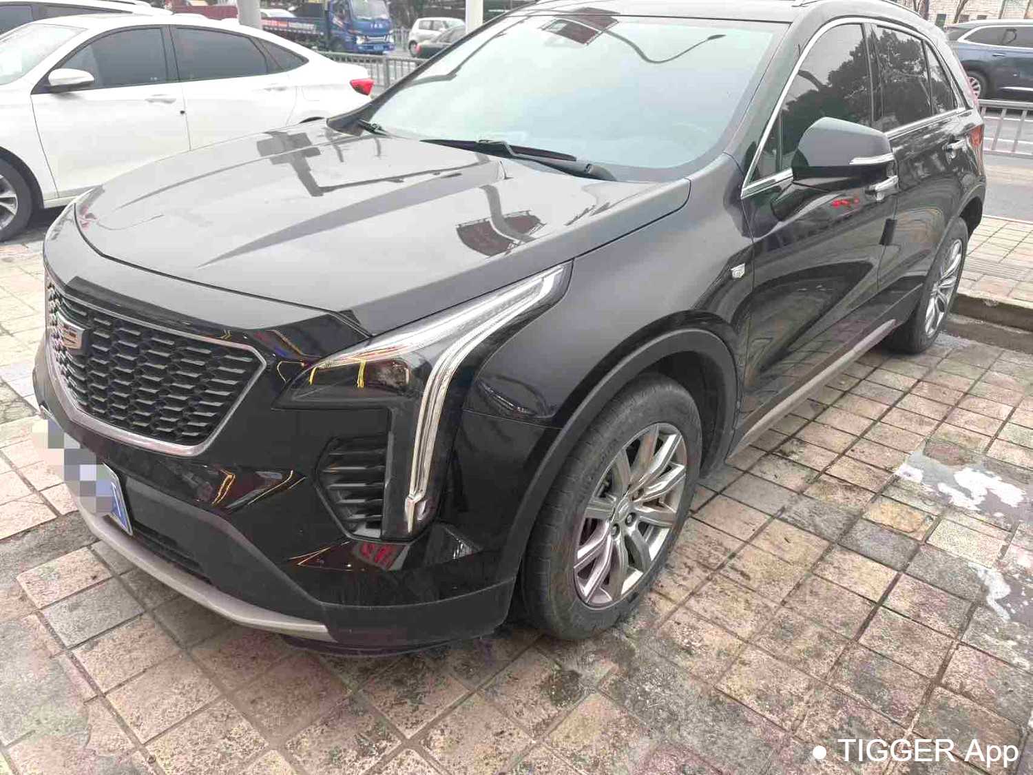 Used CADILLAC XT4 2022 28T two wheel drive luxury model
