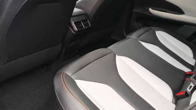Changan UNI-V iDD‌ 2023 Smart iDD 1.5T 113km Smart Cool Model