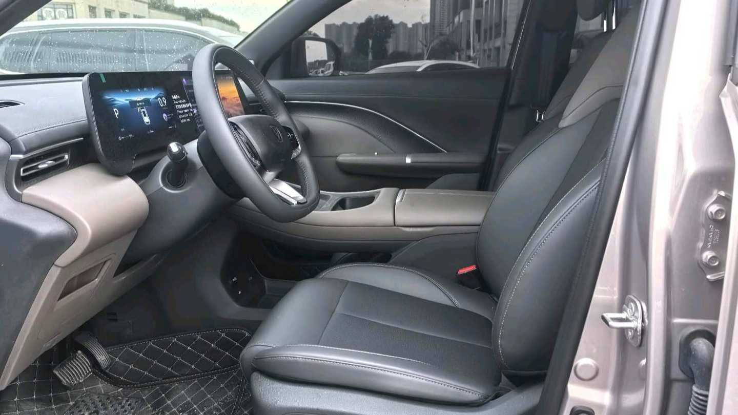 Changan CS55 PLUS 2026 The fourth generation new Blue Whale 1.5T Tianzhu Prestige Type