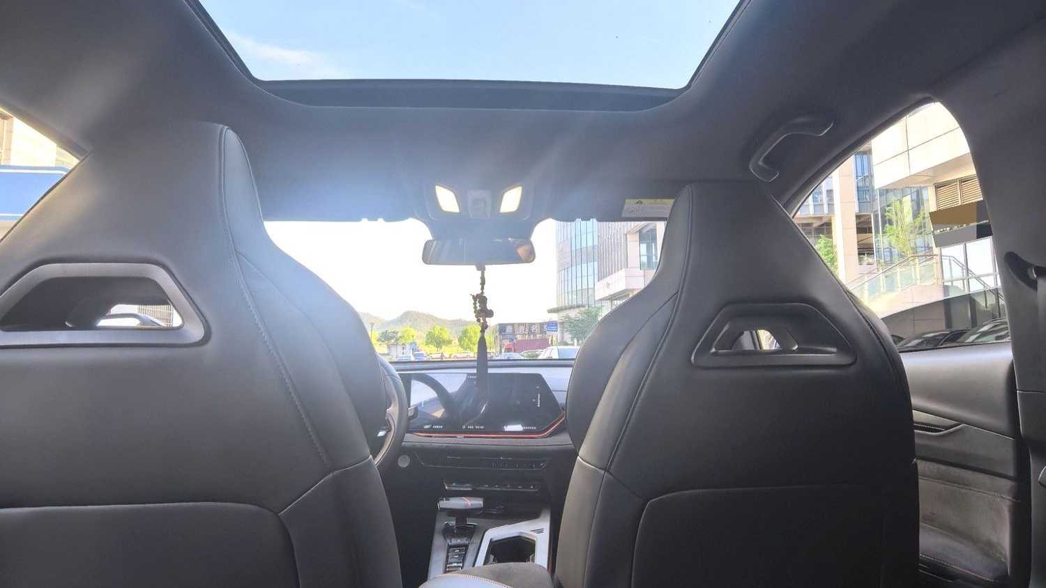 OSHAN X5 PLUS 2023 Upgraded 1.5T DCT Navigation Model