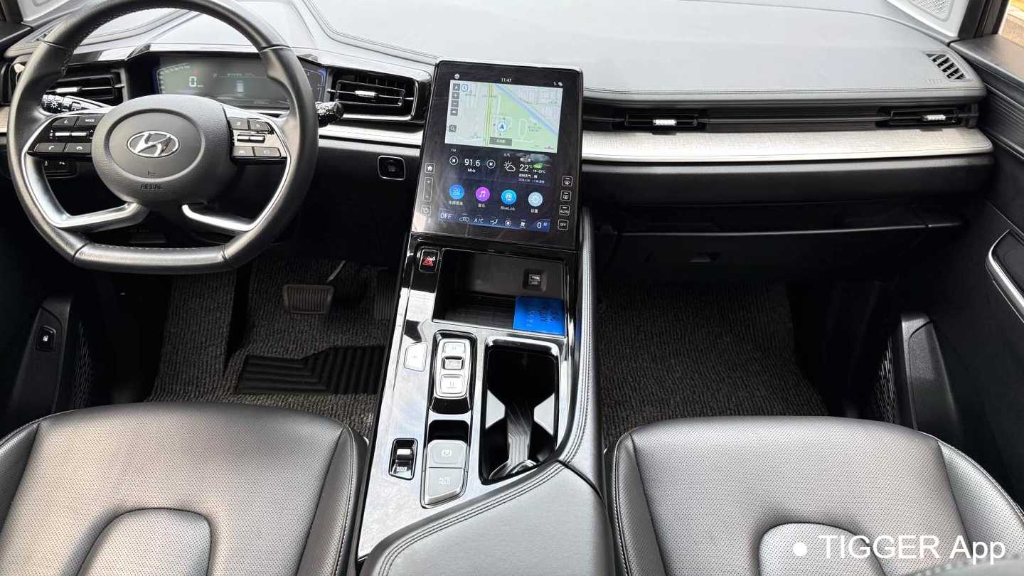 HYUNDAI Custo 2022 270TGDi TOP Smart Love Flagship Edition
