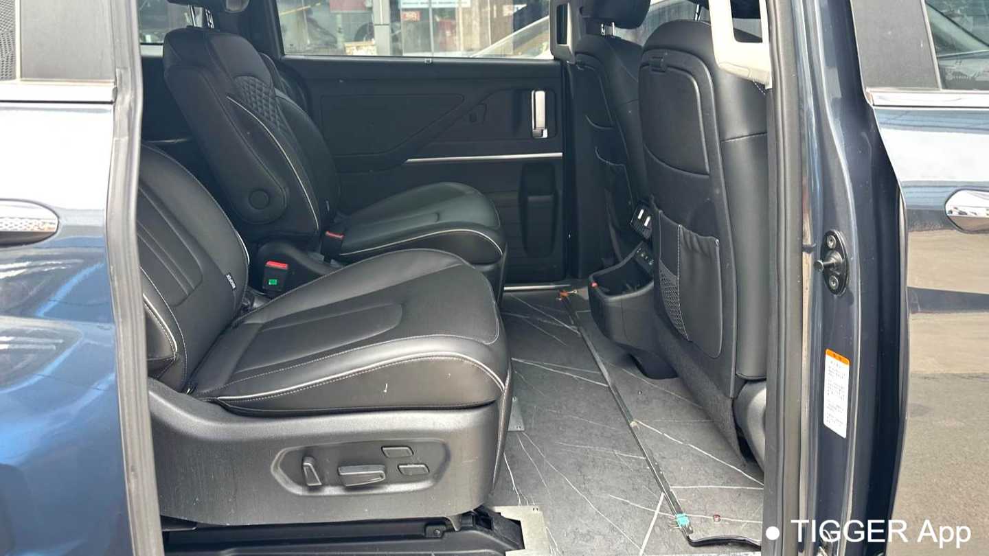 HYUNDAI Custo 2024 380TGDi LUX Premium Smart Love Premium Edition