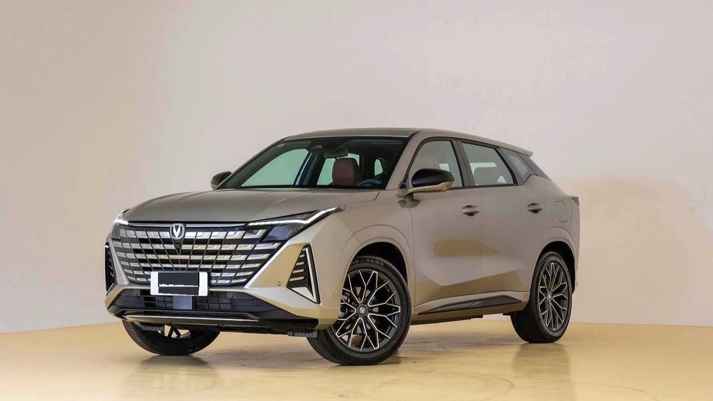 Changan UNI-Z PHEV‌ 2024 Blue Whale Intelligent iDD 125km Excellence Model