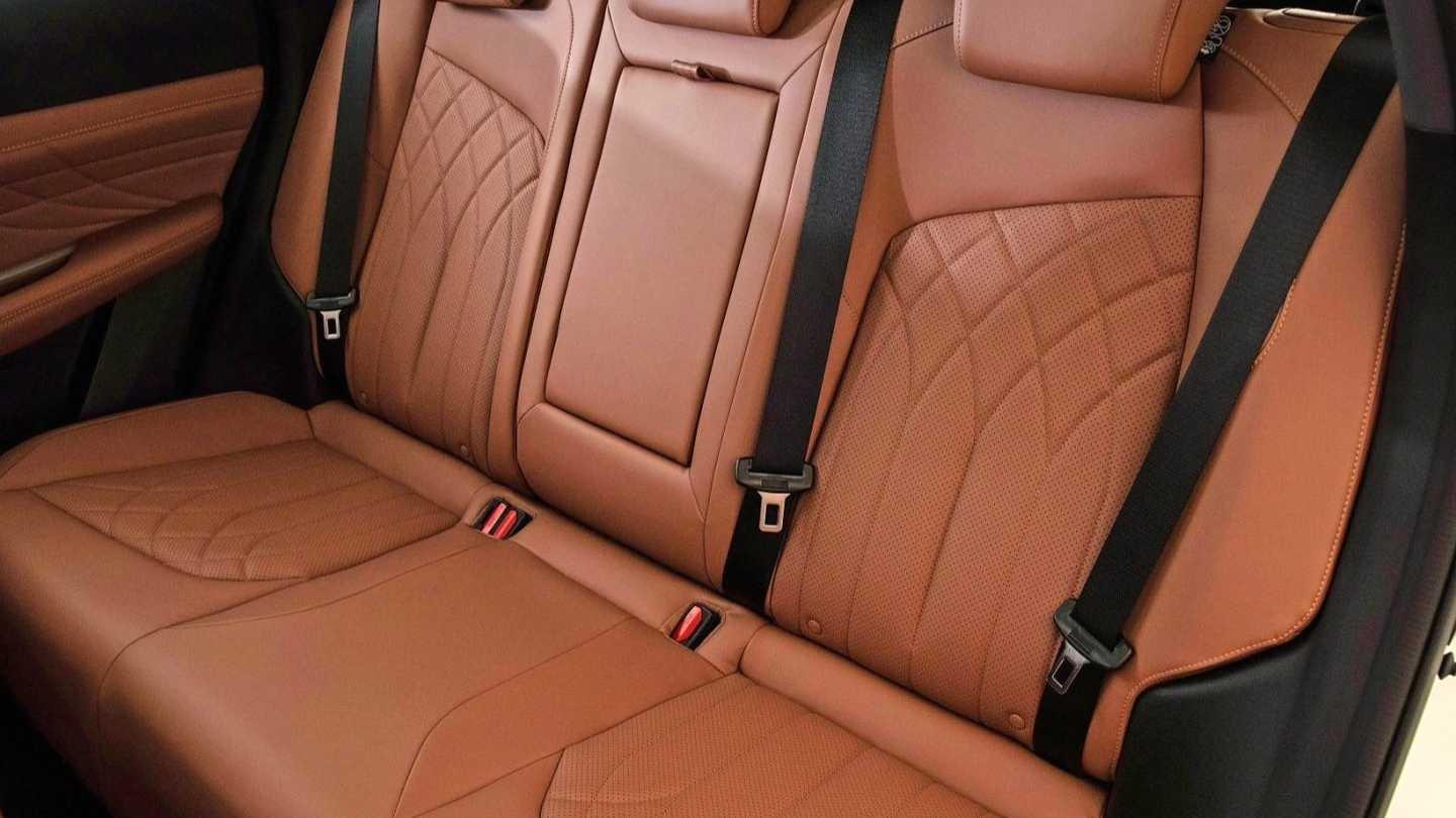 Changan UNI-Z PHEV‌ 2024 Blue Whale Intelligent iDD 125km Excellence Model