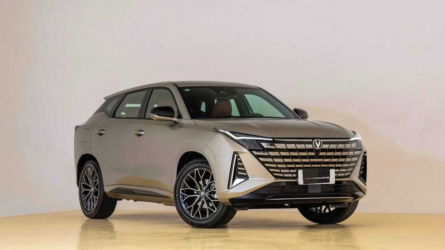 Changan UNI-Z PHEV‌ 2024 Blue Whale Intelligent iDD 125km Excellence Model