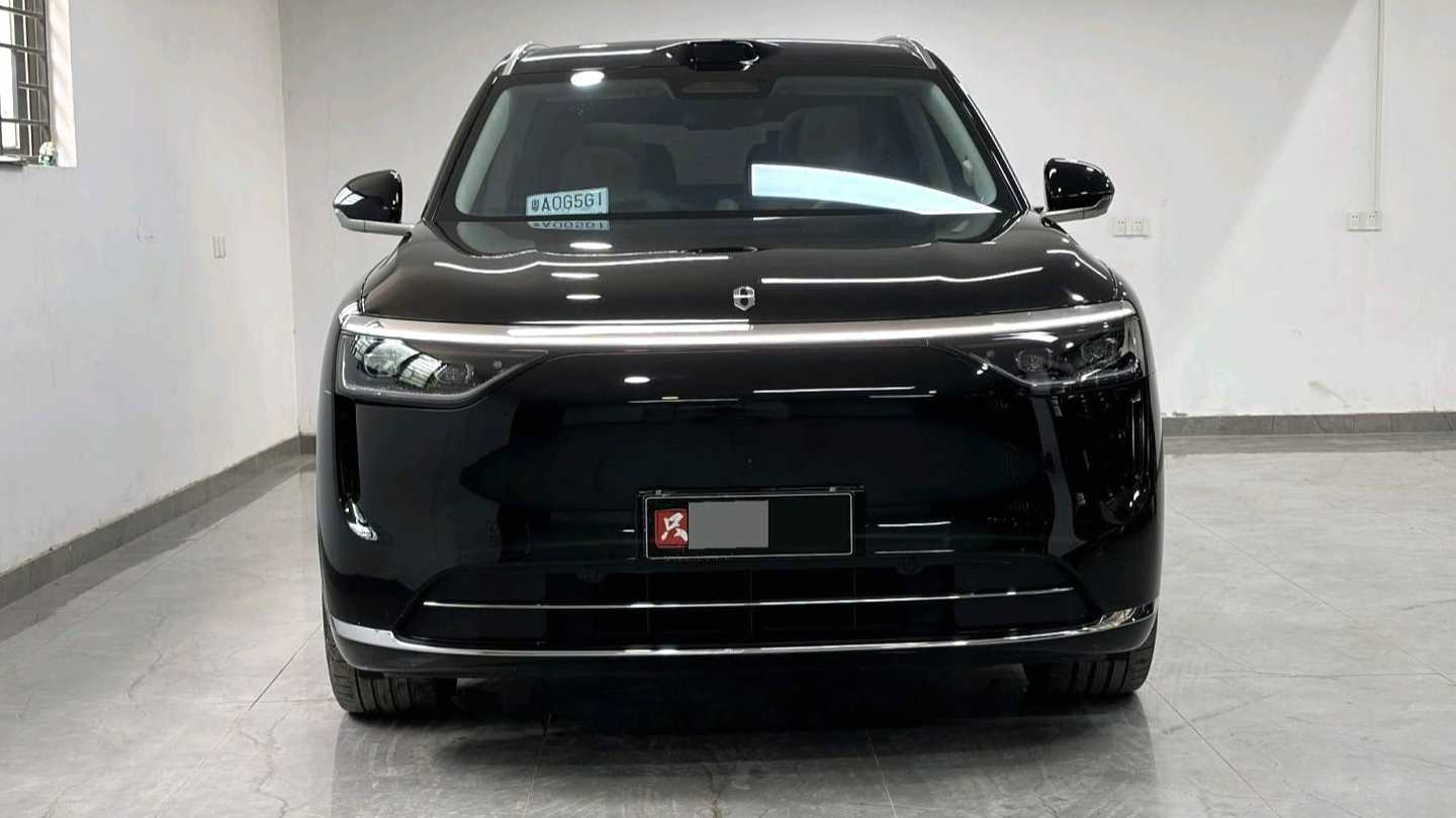AITO M8 2025 Extended Range Max+Edition 53.4kWh 6-seater Edition