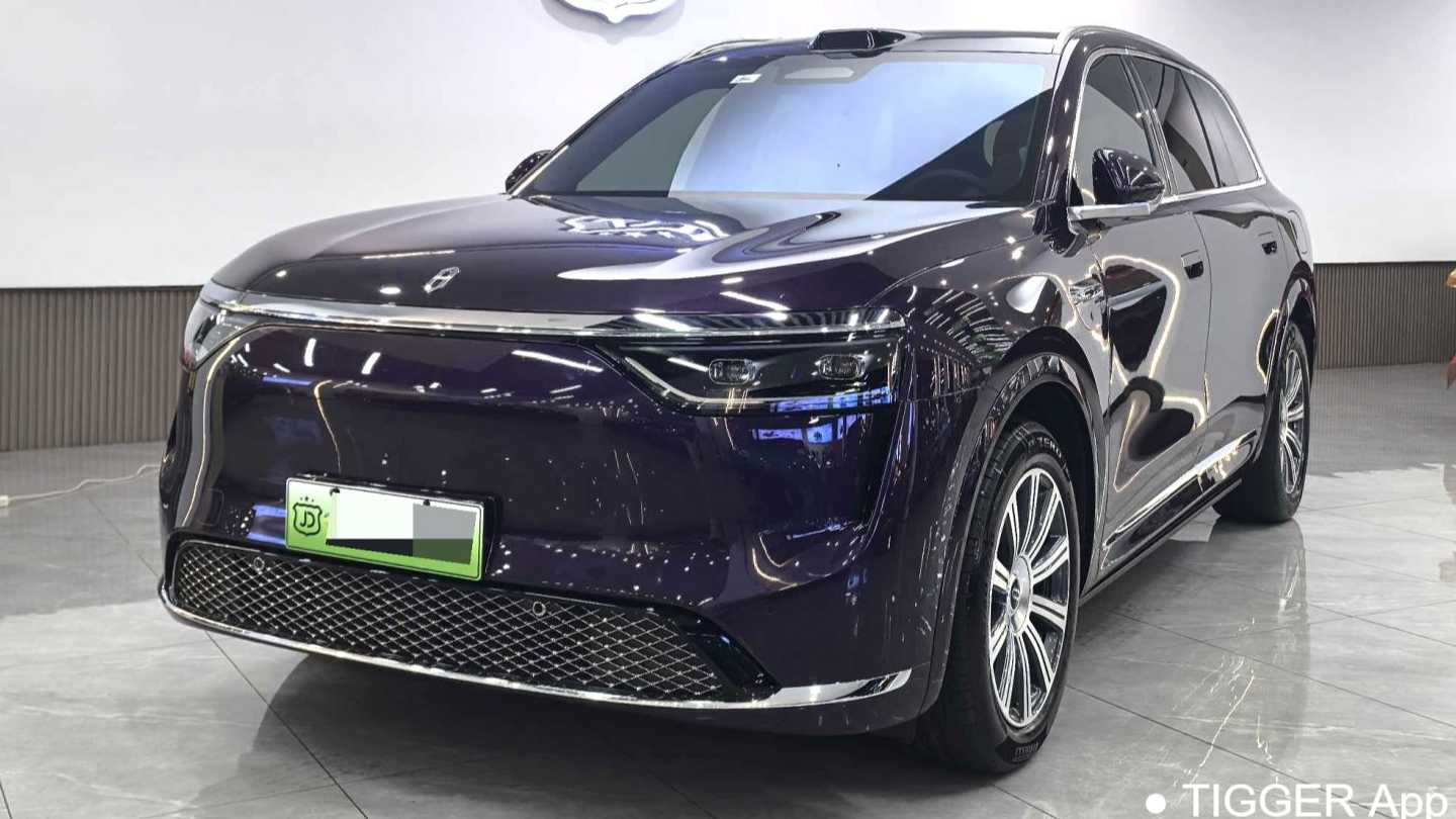AITO M8 2025 Pure electric Max+five seater long endurance version