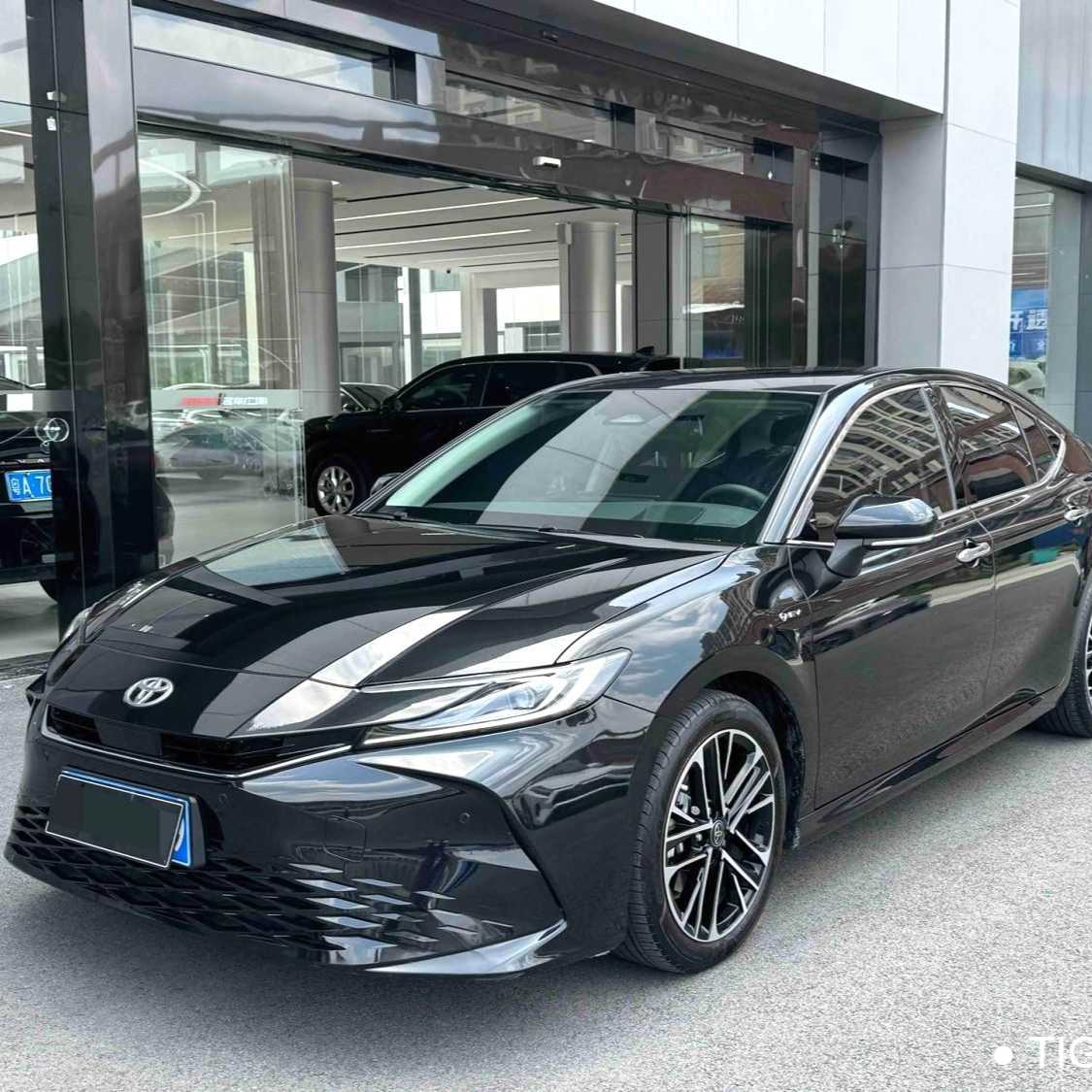 Toyota CAMRY 2024 Dual engine 2.5HG Premium Edition سيارة مستعملة