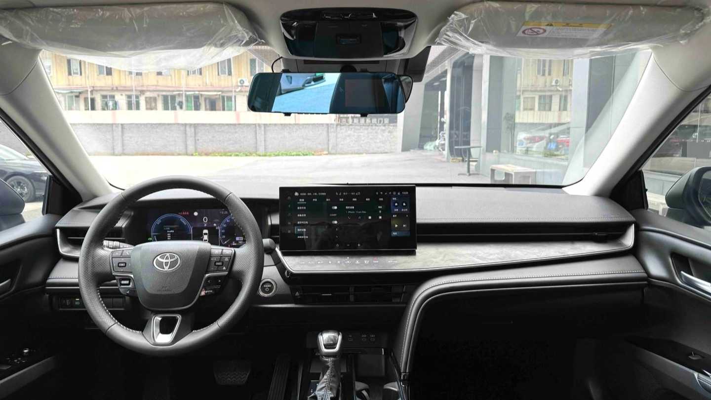 Toyota CAMRY 2024 Dual engine 2.5HG Premium Edition
