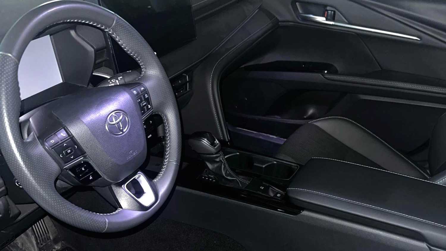 Toyota CAMRY 2025 Dual engine 2.5HG Prestige Intelligent Edition