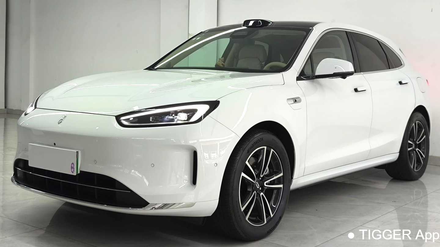 AITO M5 2025 Extended Range Ultra Rear Drive Edition
