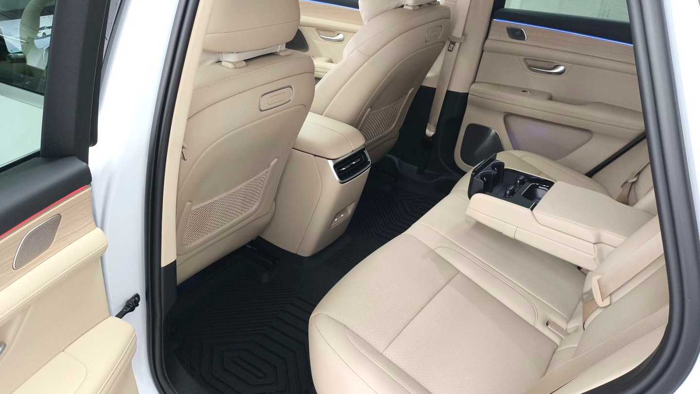 AITO M5 2025 Extended Range Ultra Rear Drive Edition