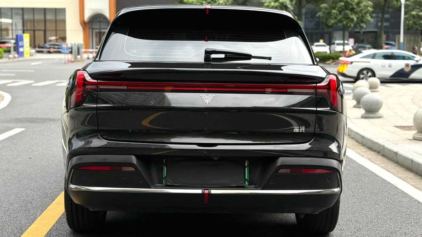 NETA L 2024 Extended Range 310 Flash Charge Red Edition