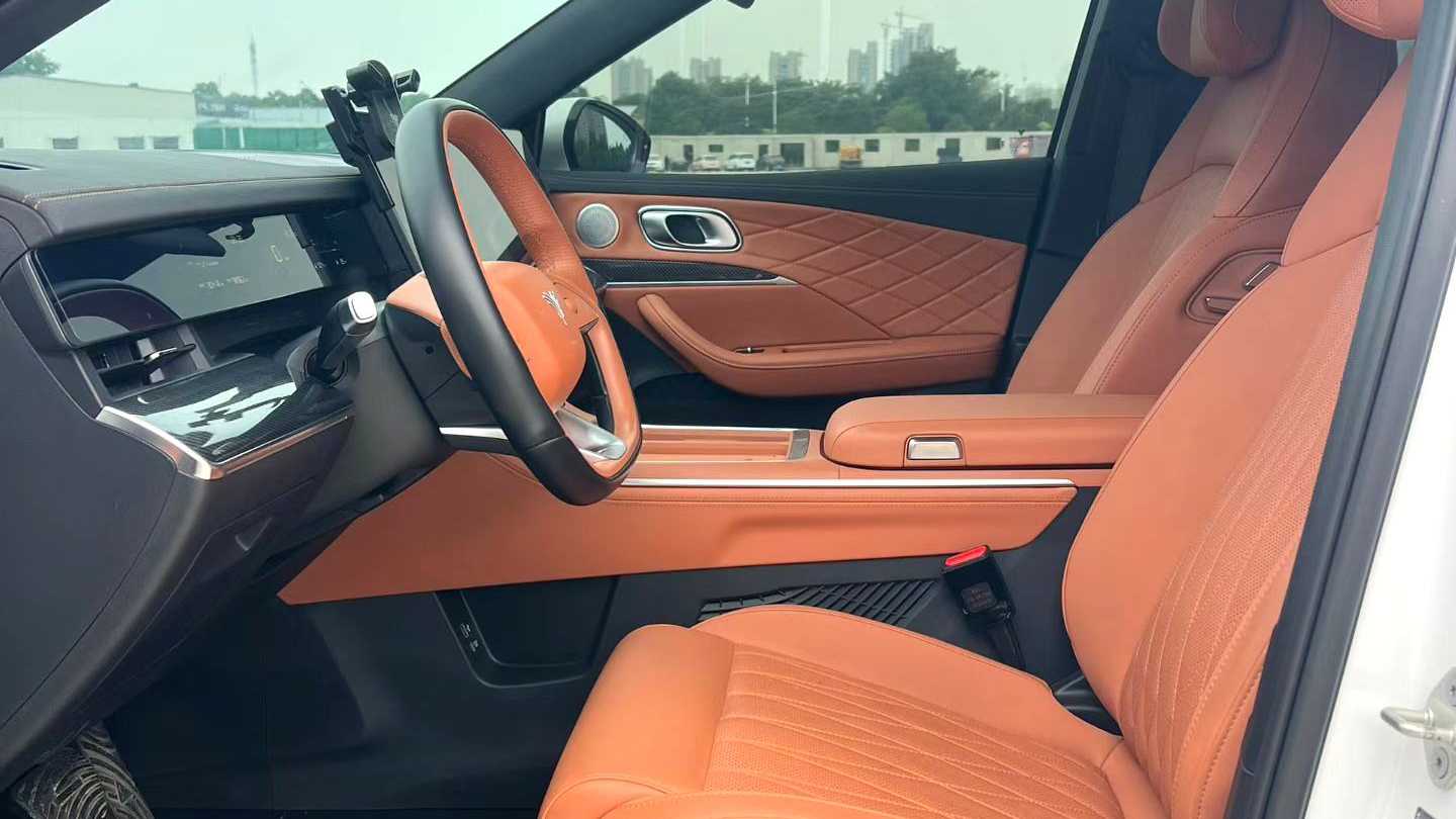 NETA L 2024 Extended Range 310 Flash Charge Red Edition