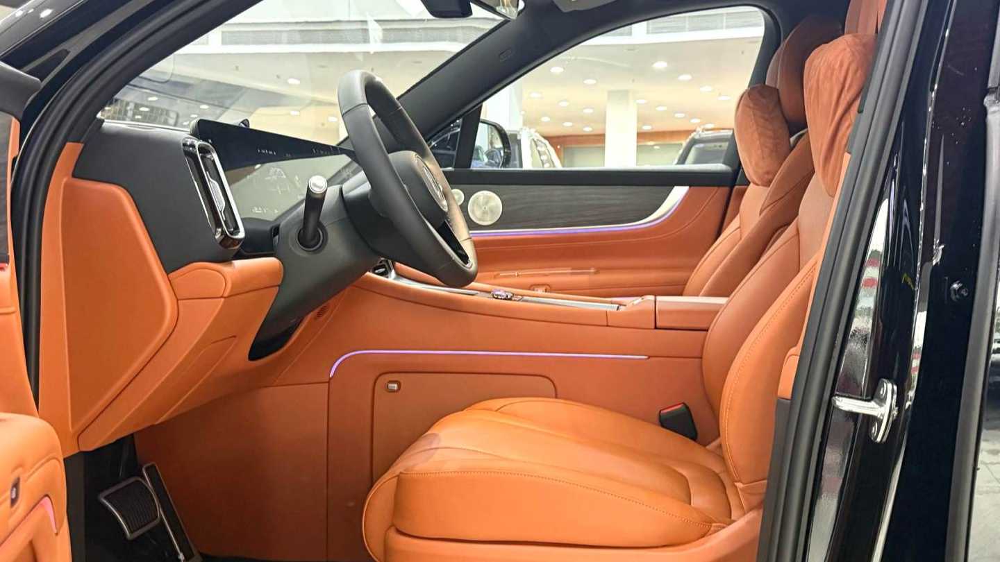AITO M9 2025 Extended Range Ultra Edition 52kWh 6-seater Edition