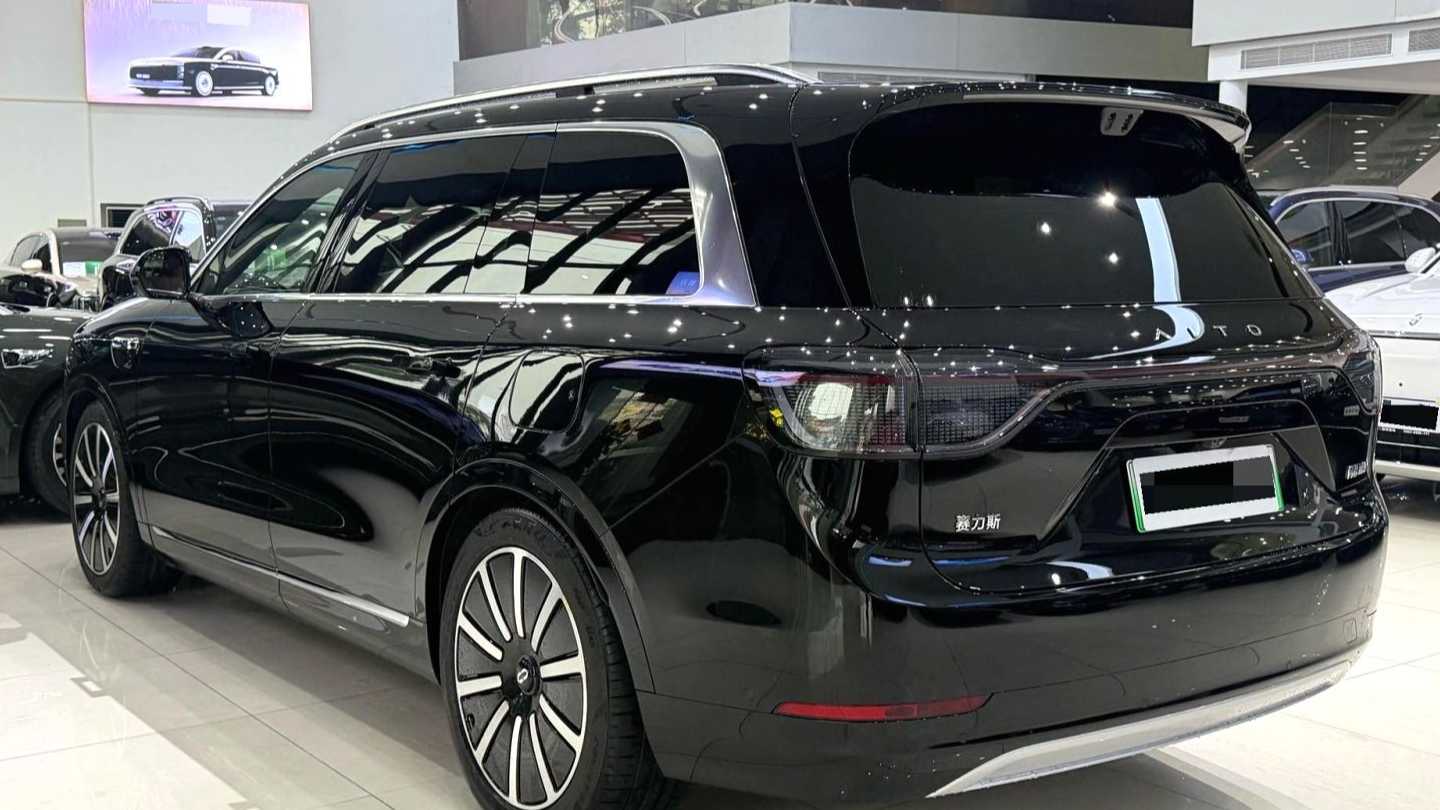 AITO M9 2025 Extended Range Ultra Edition 52kWh 6-seater Edition