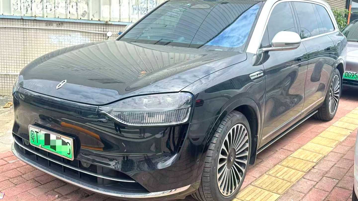 AITO M9 2024 Extended Range Ultra 42kWh 6-seater version
