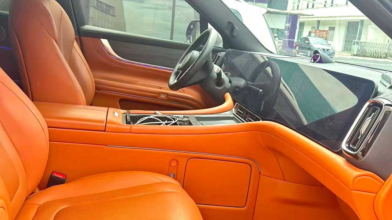 AITO M9 2024 Extended Range Ultra 42kWh 6-seater version