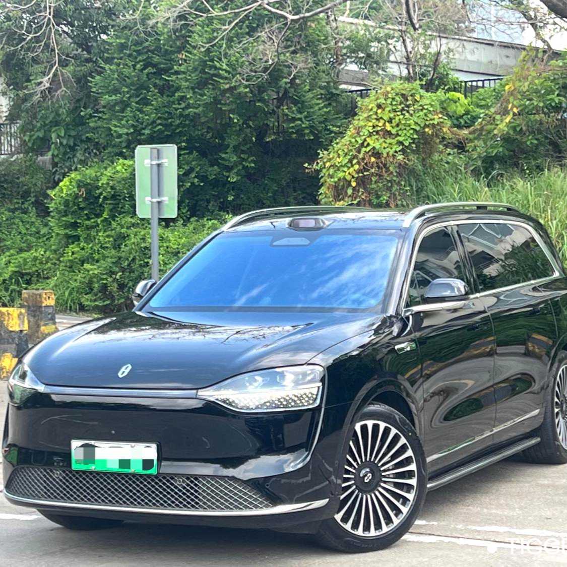 AITO M9 2025 Pure electric Ultra version 100kWh 6-seater version Подержанный автомобиль
