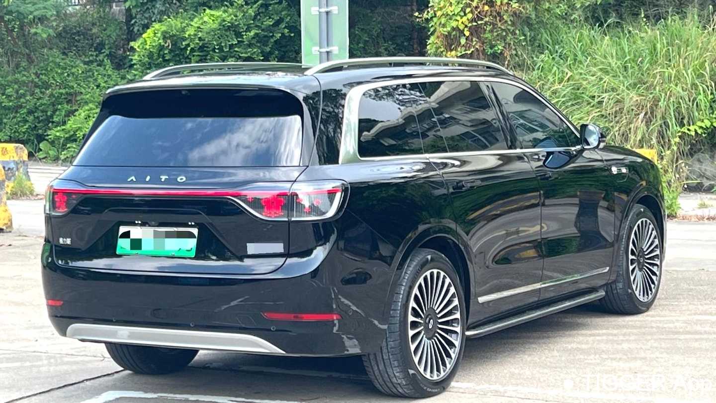 AITO M9 2025 Pure electric Ultra version 100kWh 6-seater version