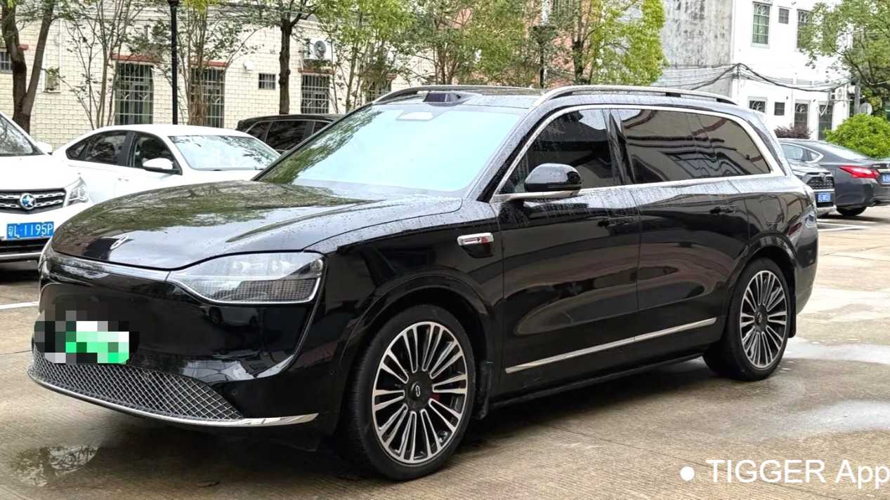 AITO M9 2025 Pure electric Ultra version 100kWh 6-seater version