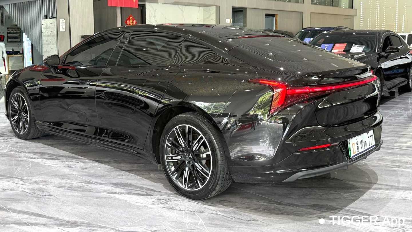 NETA S 2024 Pure electric 520km rear wheel drive Lite version