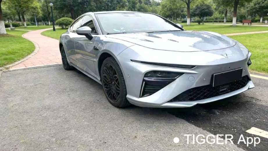 NETA S 2024 Pure electric 520km rear wheel drive AR-HUD version