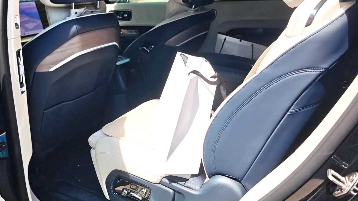 ZEEKR 9X 2025 Ultra Edition 70kWh