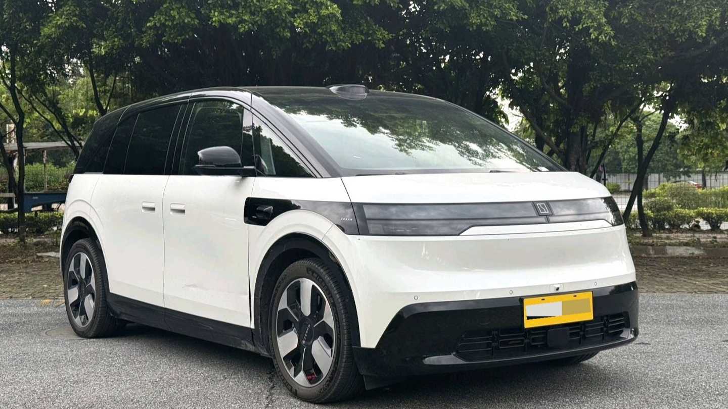 ZEEKR MIX 2025 Intelligent Driving Edition