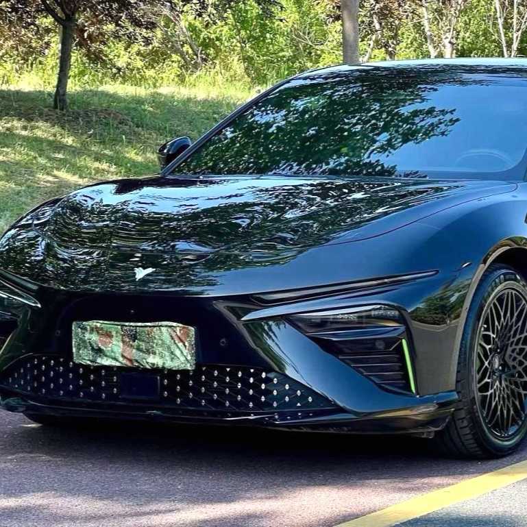 NETA S 2022 Pure electric 650km four-wheel drive Yaoshi Edition سيارة مستعملة