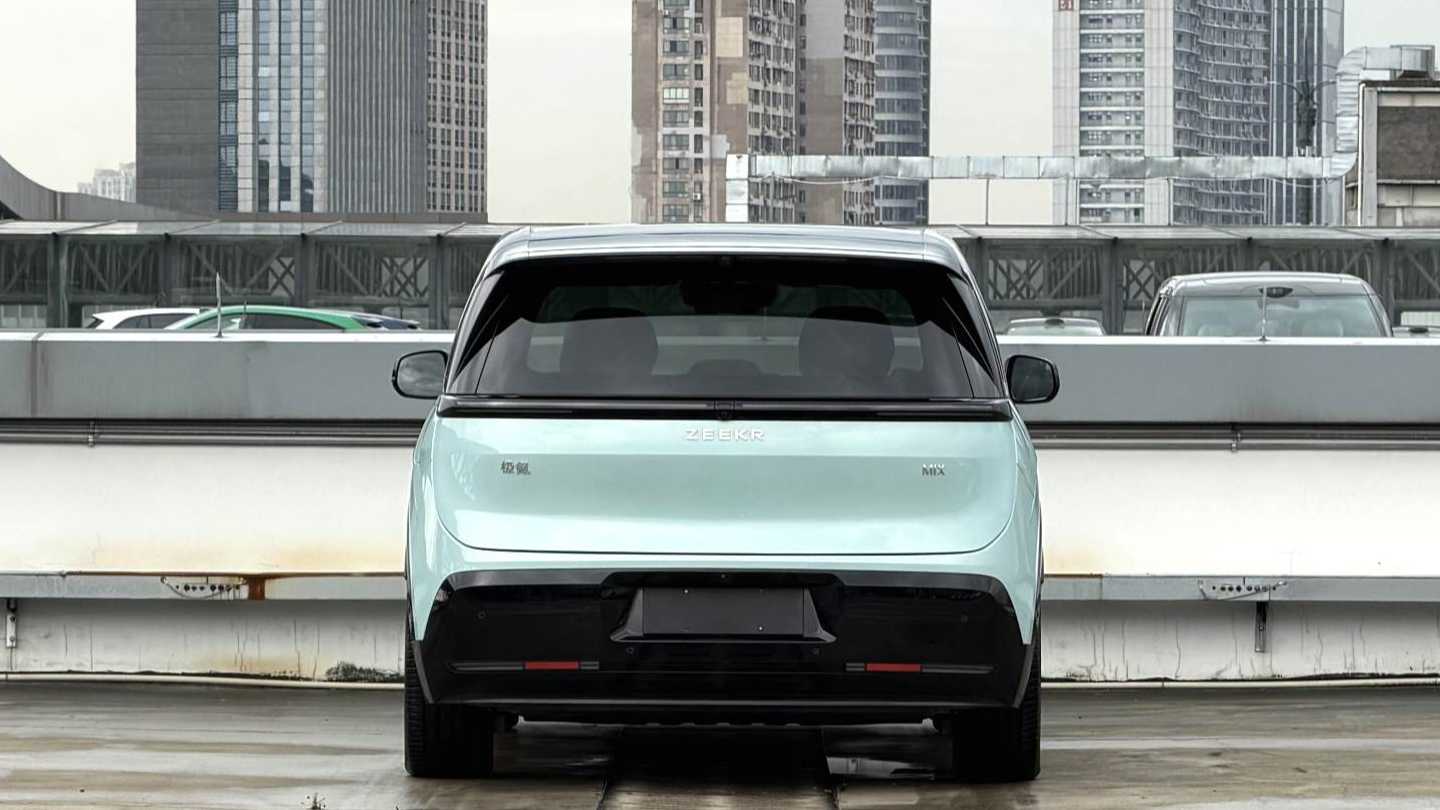 ZEEKR MIX 2025 Intelligent Driving Edition