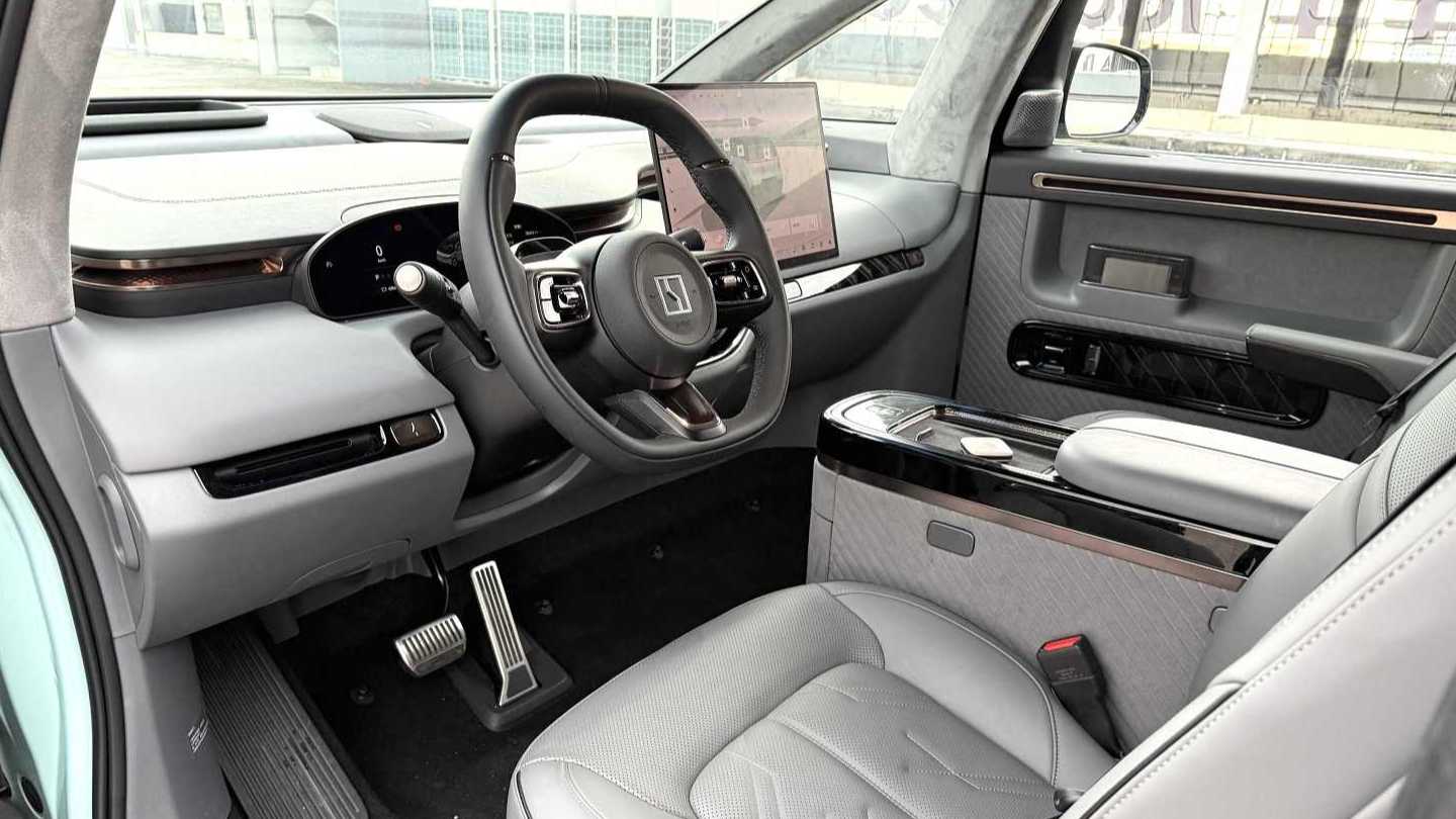 ZEEKR MIX 2025 Intelligent Driving Edition
