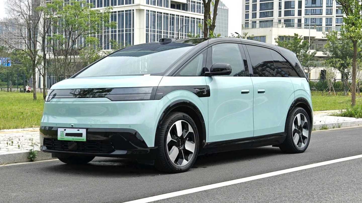 ZEEKR MIX 2025 Intelligent Driving Edition