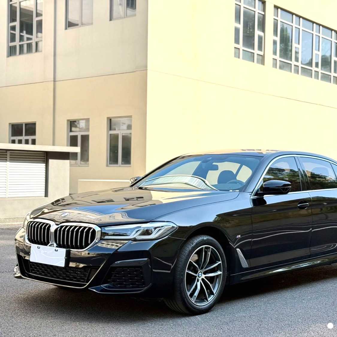 BMW 5 Series 2022 Upgraded 525Li Luxury Package Used Car