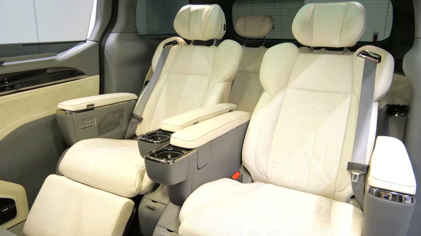 ZEEKR 009 2024 Six seat executive version four-wheel drive 108kWh