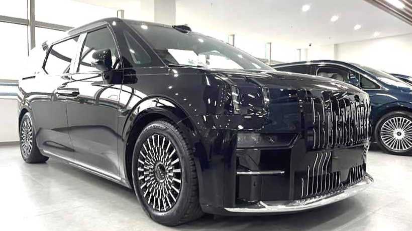 ZEEKR 009 2024 Six seat executive version four-wheel drive 108kWh