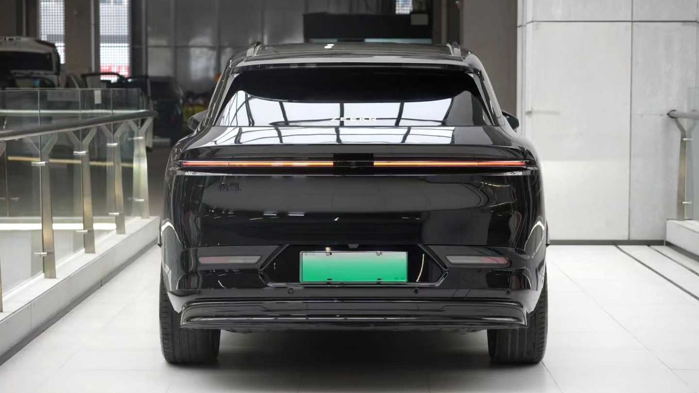 ZEEKR 7X 2025 100kWh Long Range Rear Drive Intelligent Driving Edition