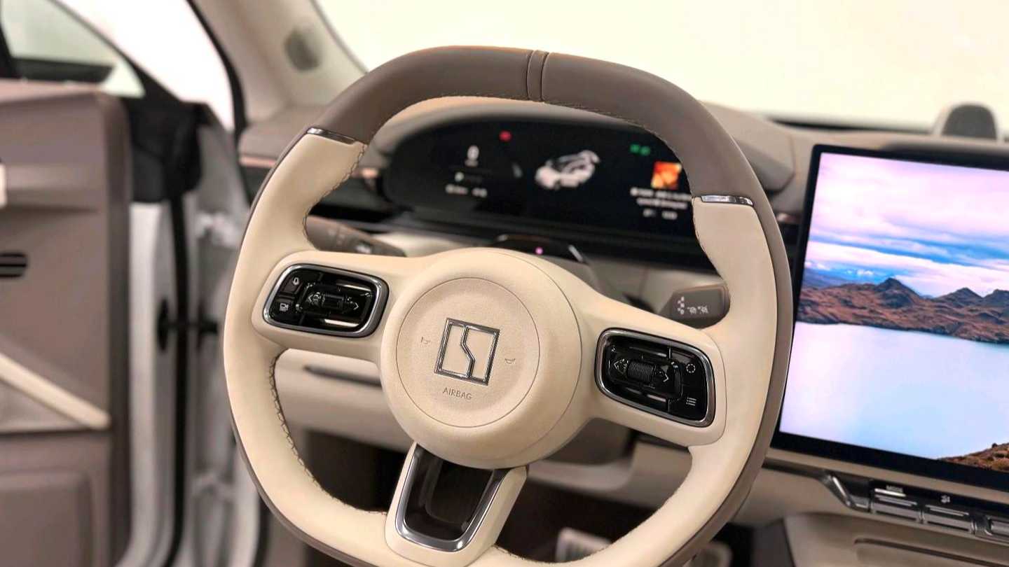 ZEEKR 7X 2025 100kWh Long Range 4WD Intelligent Driving Edition