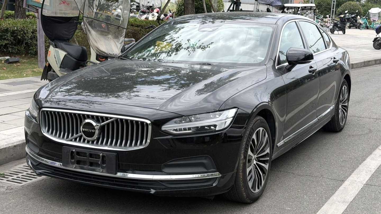 VOLVO China S90 2025 B5 Smart Luxury Edition