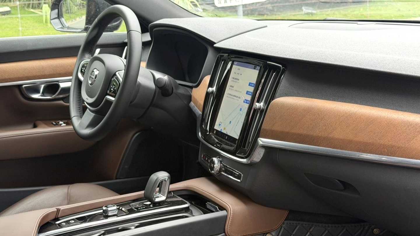 VOLVO China S90 2025 B5 Smart Luxury Edition