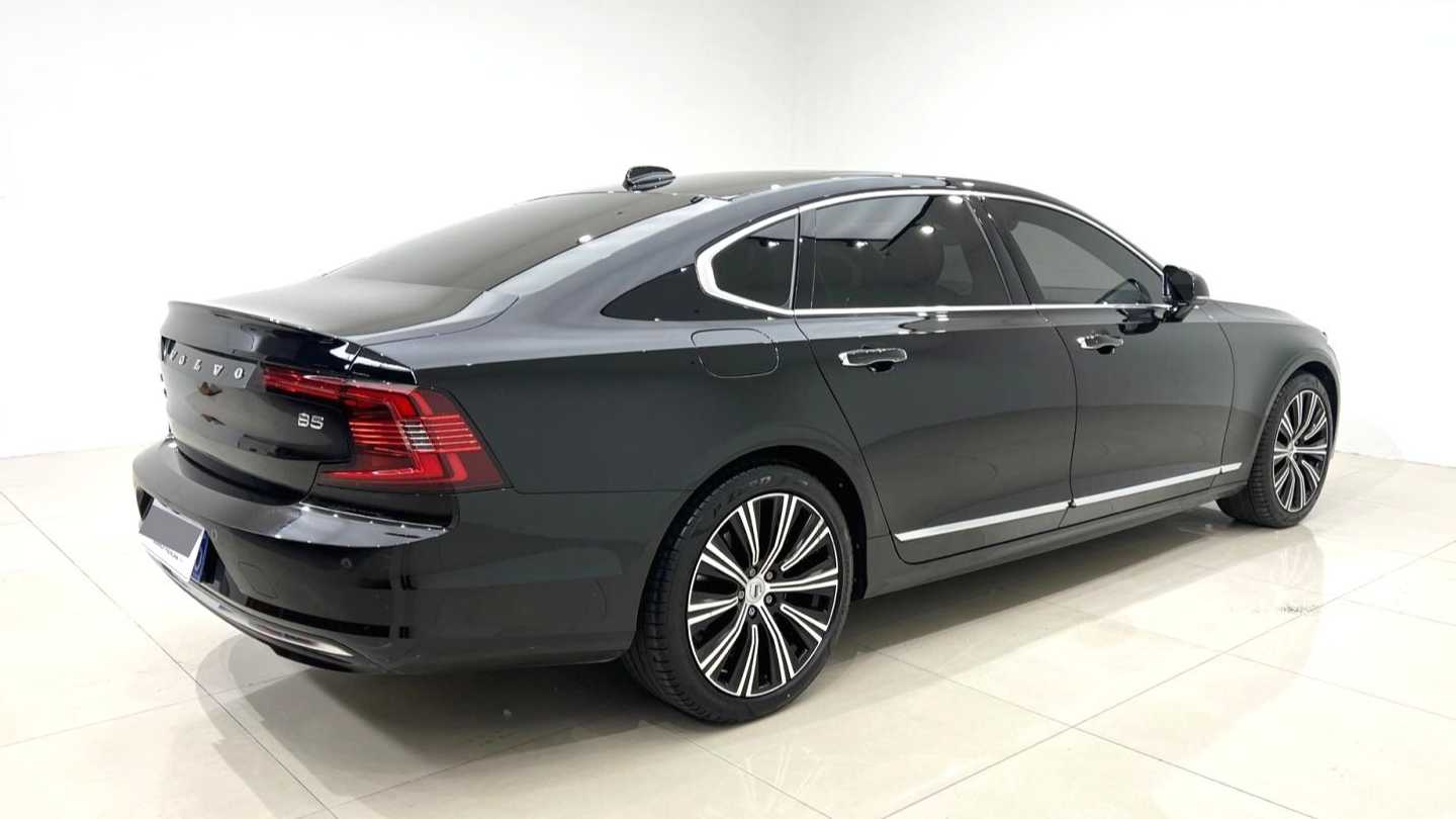 VOLVO China S90 2023 B5 Zhiyuan Luxury Edition